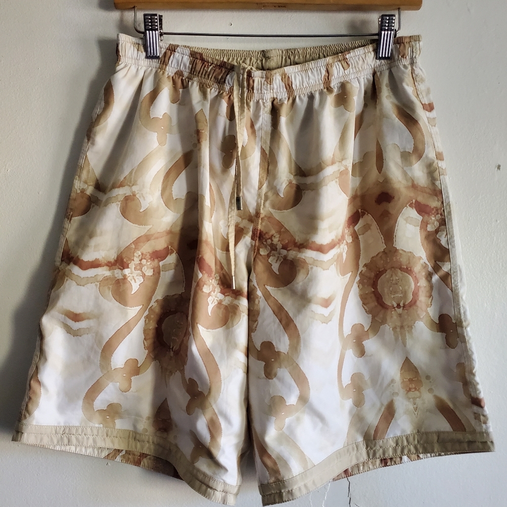 Nero Perla reversible short size Medium.